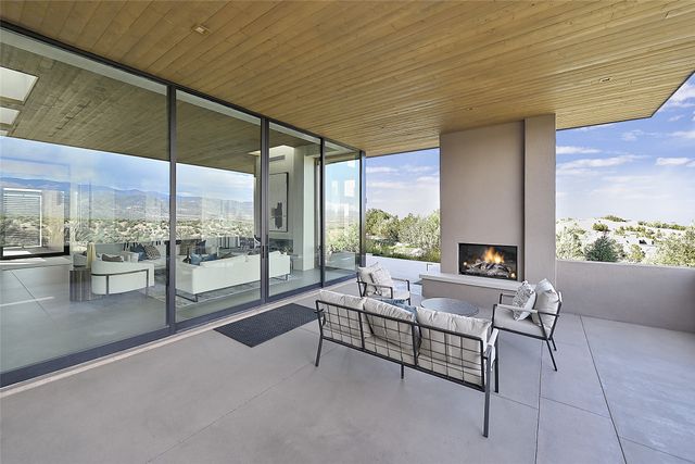 3295 Monte Sereno Drive, Santa Fe, NM 87506