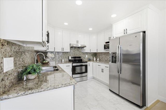 2298 Meadowgate Way, San Jose, CA 95132
