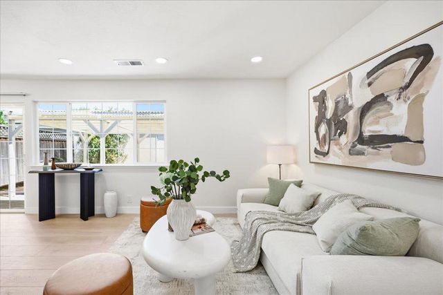 2298 Meadowgate Way, San Jose, CA 95132