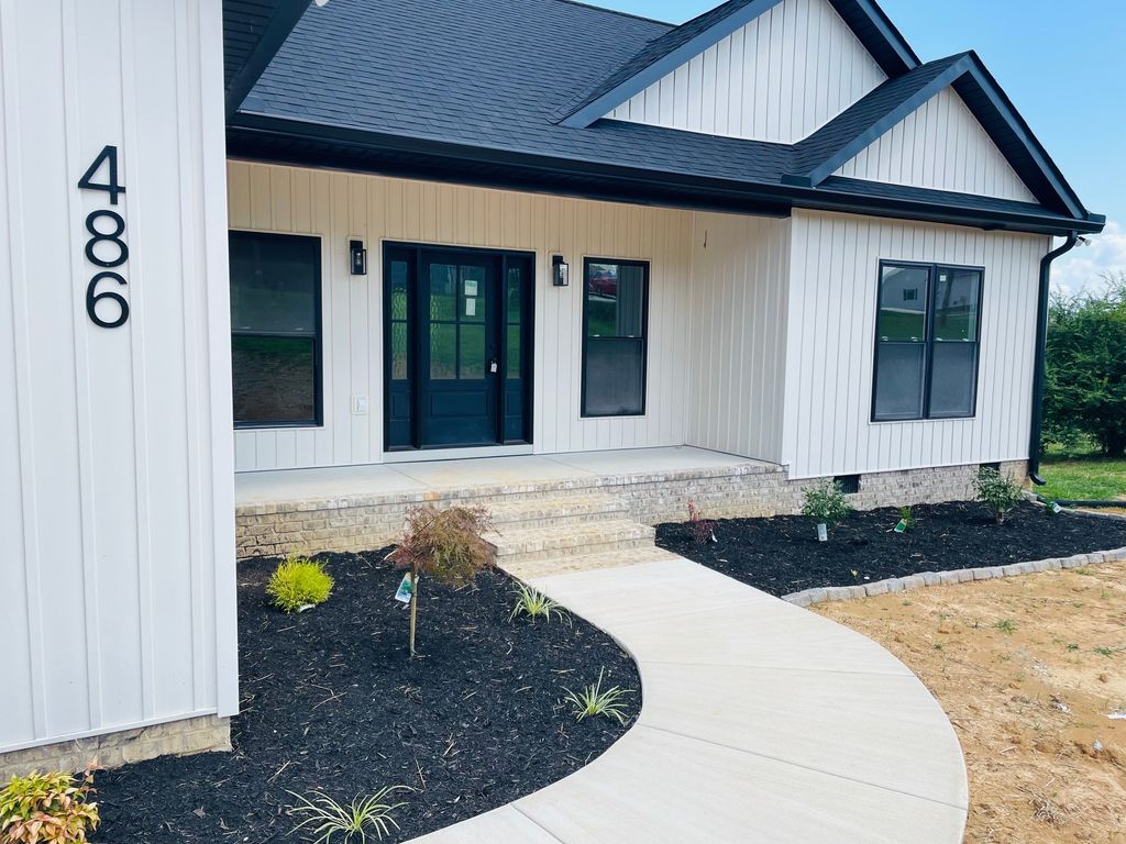 486 Pistole Rd, Sparta, TN 38583