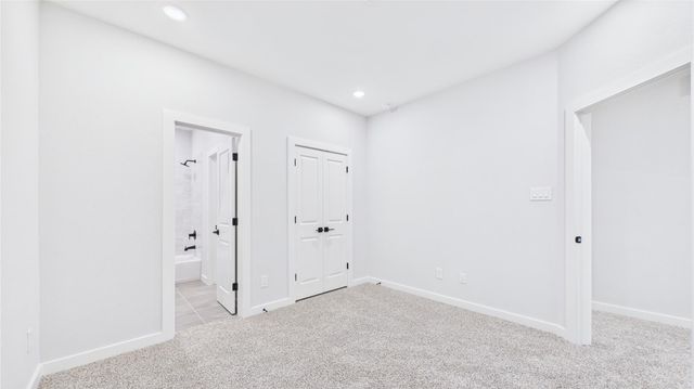 5030 Creekmont Drive, Houston, TX 77091