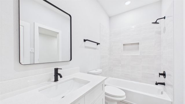 5030 Creekmont Drive, Houston, TX 77091