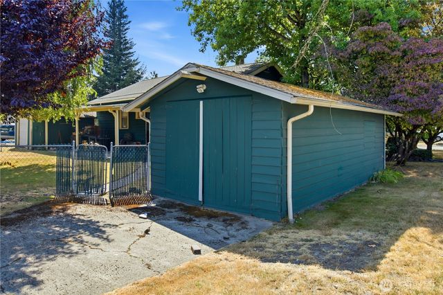 1002 21st Street SE, Auburn, WA 98002