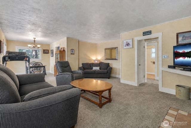 1002 21st Street SE, Auburn, WA 98002