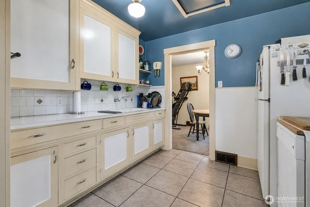 1002 21st Street SE, Auburn, WA 98002