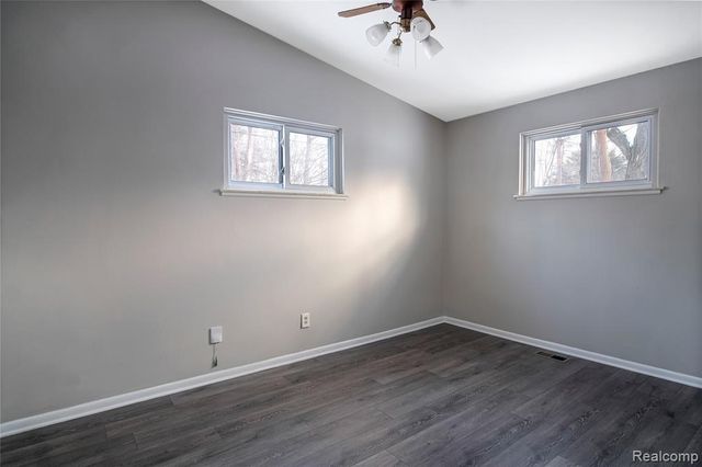 15230 Marlow, Oak Park, MI 48237