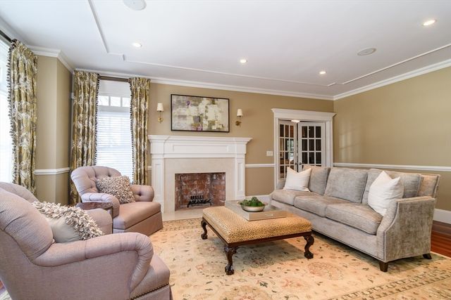 138 Lowell Road, Wellesley, MA 02481