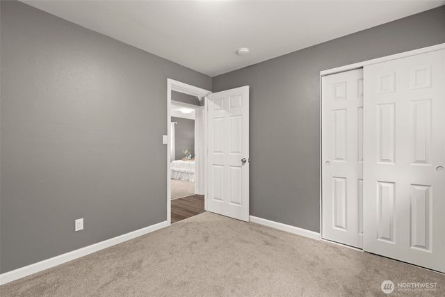 10425 Cedrona Street SW, Lakewood, WA 98498