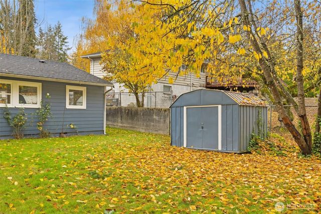 10425 Cedrona Street SW, Lakewood, WA 98498