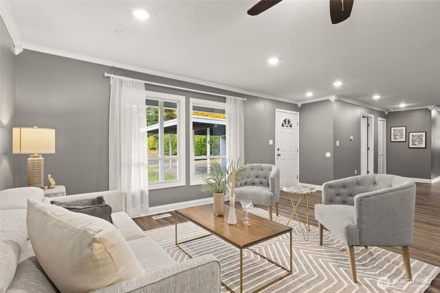 10425 Cedrona Street SW, Lakewood, WA 98498