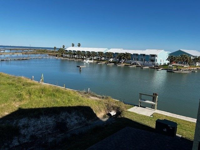 2290 N Fulton Beach Road B-317, Rockport, TX 78382
