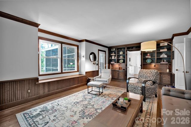 421 Sardis Lane, Charlotte, NC 28270