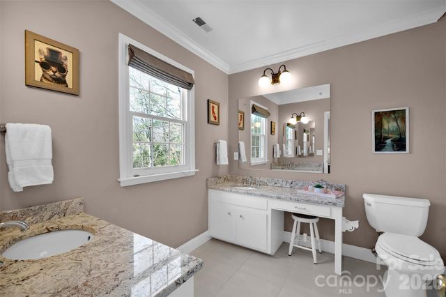 421 Sardis Lane, Charlotte, NC 28270