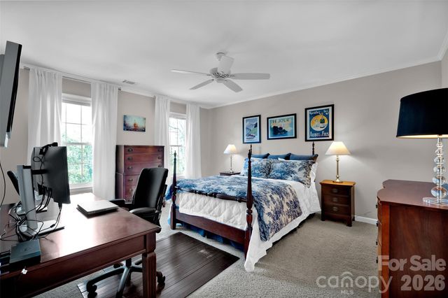 421 Sardis Lane, Charlotte, NC 28270