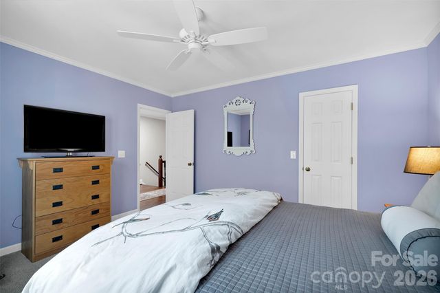 421 Sardis Lane, Charlotte, NC 28270