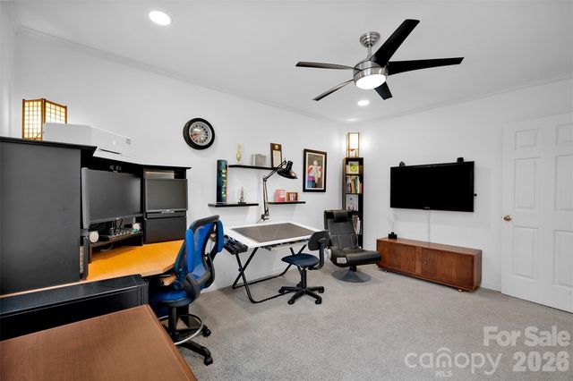 421 Sardis Lane, Charlotte, NC 28270