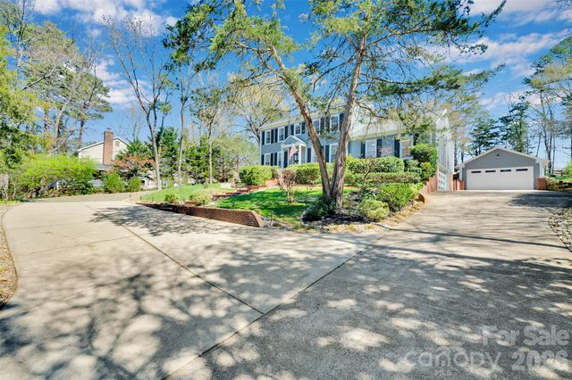 421 Sardis Lane, Charlotte, NC 28270