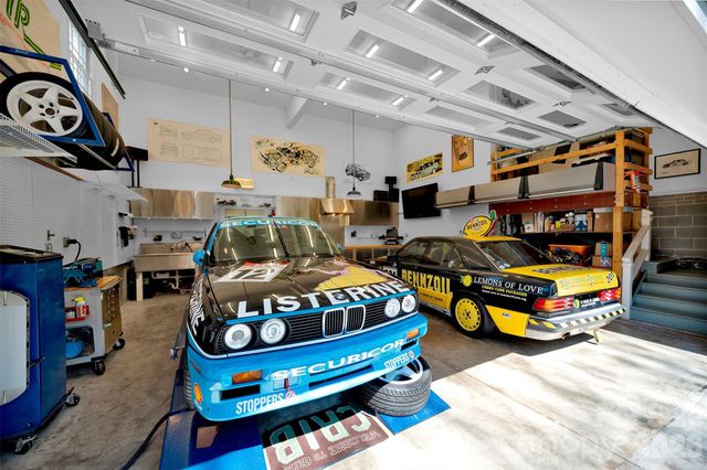 421 Sardis Lane, Charlotte, NC 28270