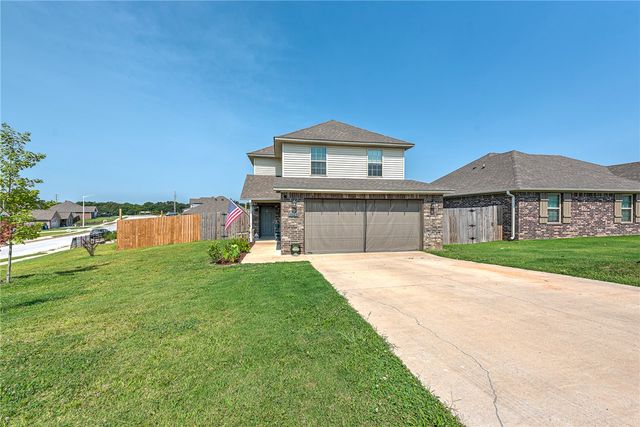 1025 Rachel Street, Gentry, AR 72734