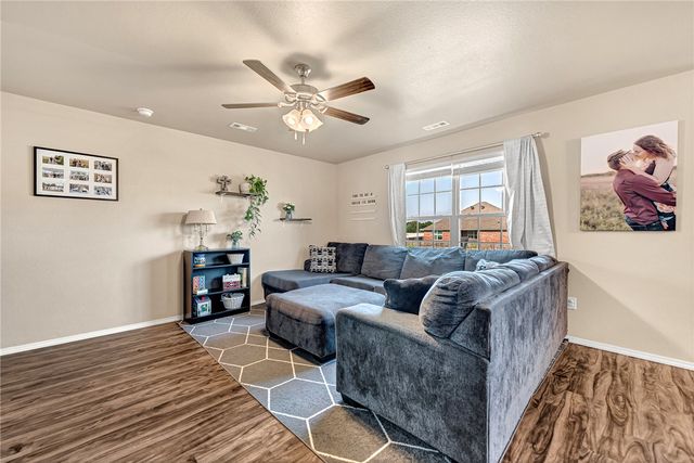 1025 Rachel Street, Gentry, AR 72734