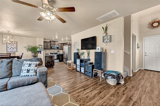 1025 Rachel Street, Gentry, AR 72734