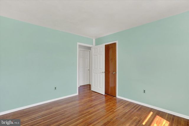 18 LAWNSIDE DR, Lawrence Township, NJ 08648