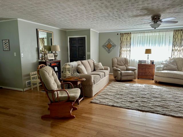 224 Camellia Drive, Quincy, FL 32351