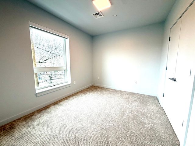 45 East Central 215, Natick, MA 01760