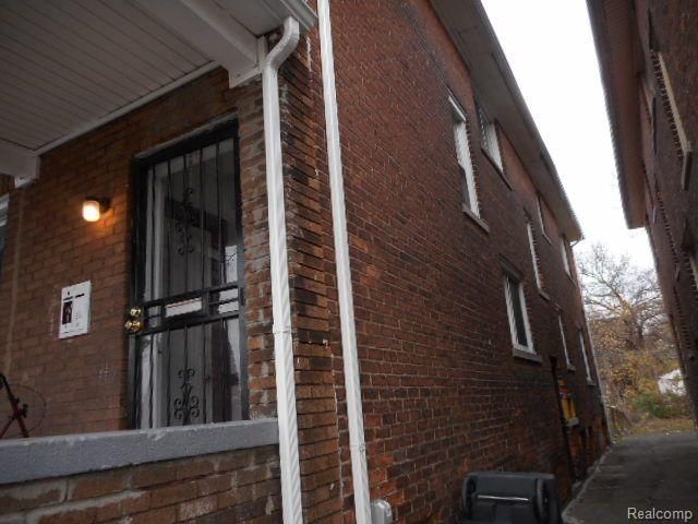 11702 BROADSTREET Avenue, Detroit, MI 48204