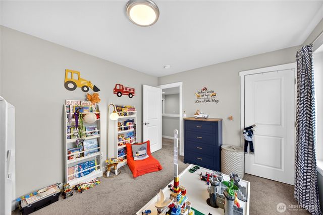 2210 SW Putnam Dr., Oak Harbor, WA 98277