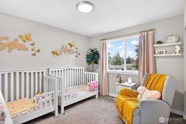 2210 SW Putnam Dr., Oak Harbor, WA 98277