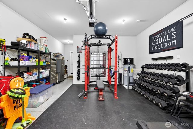 2210 SW Putnam Dr., Oak Harbor, WA 98277