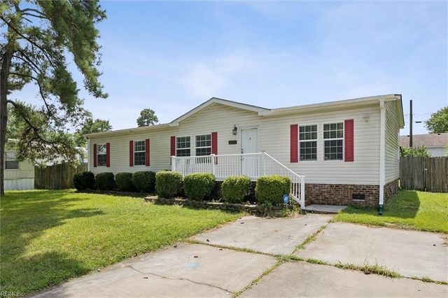 1233 Blue Jay DR, Virginia Beach, VA 23453