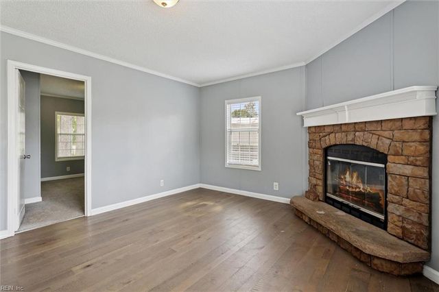1233 Blue Jay DR, Virginia Beach, VA 23453