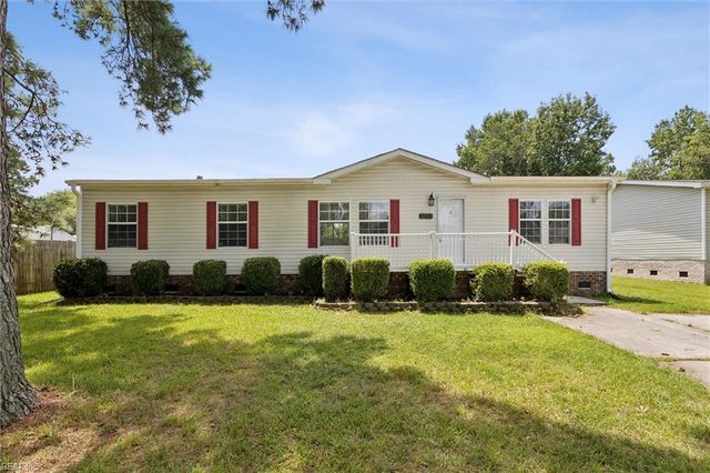 1233 Blue Jay DR, Virginia Beach, VA 23453