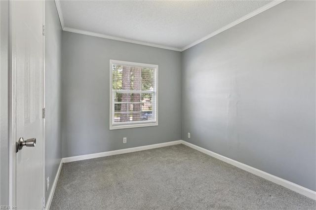 1233 Blue Jay DR, Virginia Beach, VA 23453