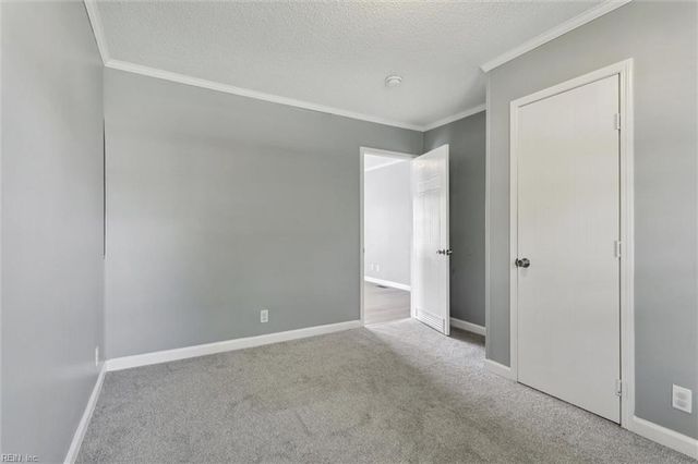 1233 Blue Jay DR, Virginia Beach, VA 23453