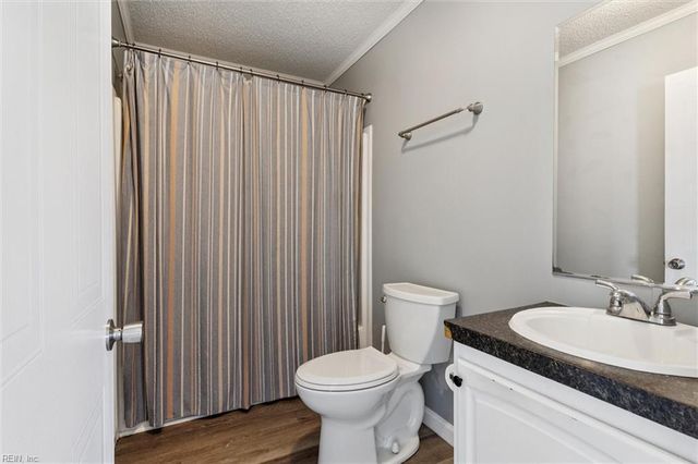 1233 Blue Jay DR, Virginia Beach, VA 23453