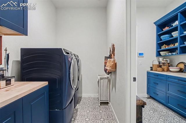 2174 Silver Creek Drive, Colorado Springs, CO 80921