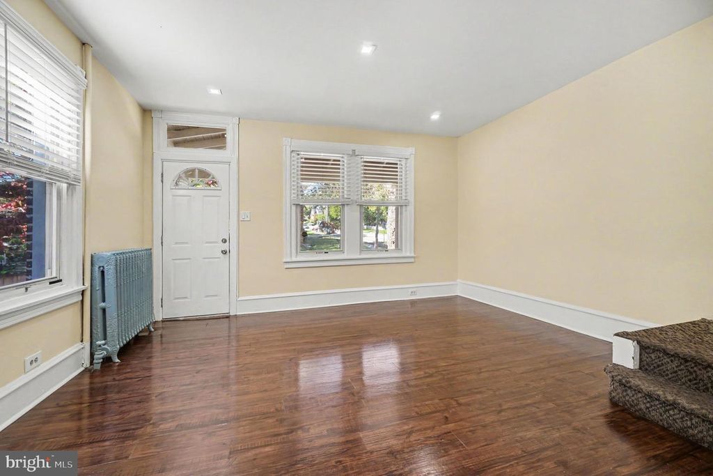 134 HARTRANFT AVE, NORRISTOWN, PA 19401 — photo 5