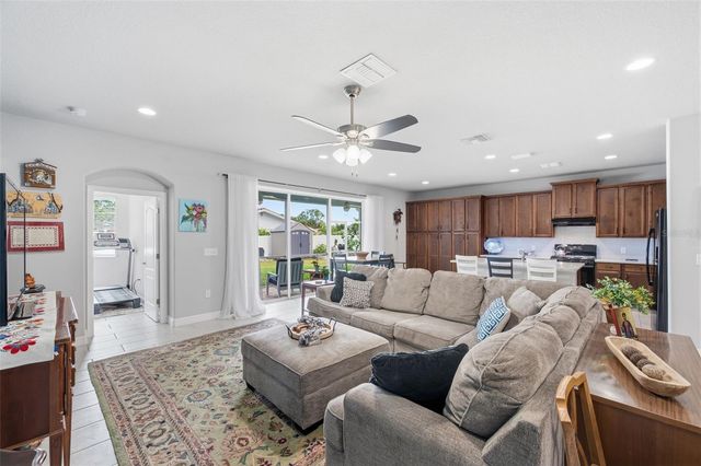 123 N FLORIDA AVENUE, Tarpon Springs, FL 34689
