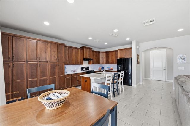 123 N FLORIDA AVENUE, Tarpon Springs, FL 34689