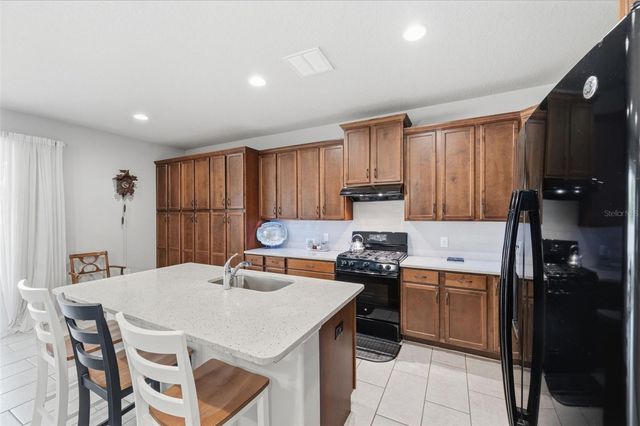 123 N FLORIDA AVENUE, Tarpon Springs, FL 34689