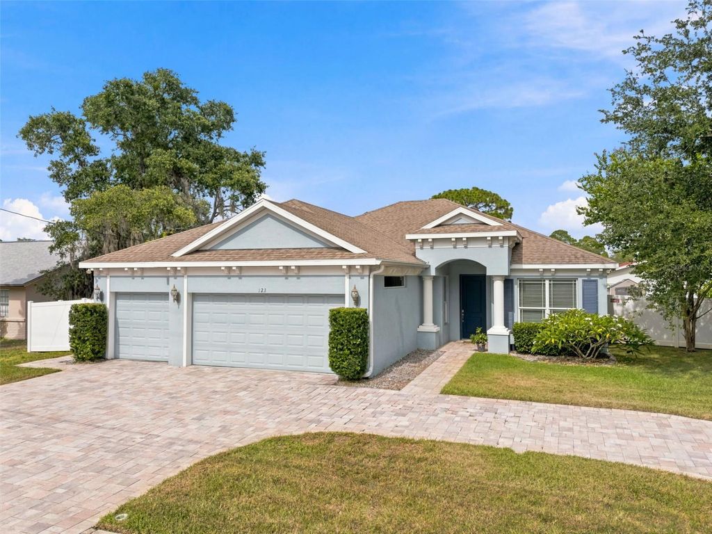 123 N FLORIDA AVENUE, Tarpon Springs, FL 34689