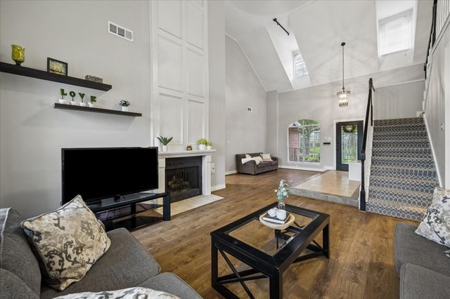 2906 Double Lake Drive, Missouri City, TX 77459