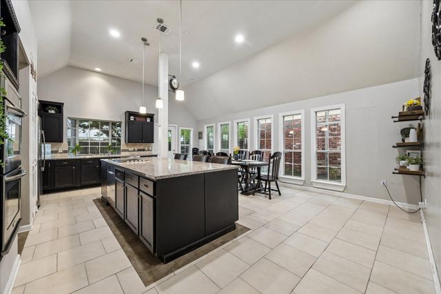 2906 Double Lake Drive, Missouri City, TX 77459