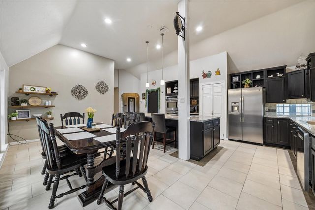 2906 Double Lake Drive, Missouri City, TX 77459