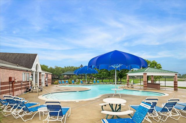 2906 Double Lake Drive, Missouri City, TX 77459