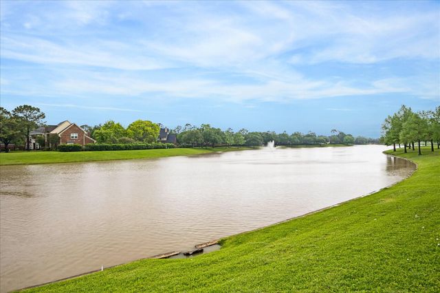 2906 Double Lake Drive, Missouri City, TX 77459