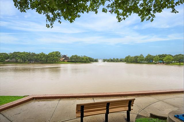 2906 Double Lake Drive, Missouri City, TX 77459